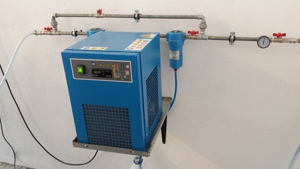 Do I need a Refrigerated or Desiccant Air Dryer?