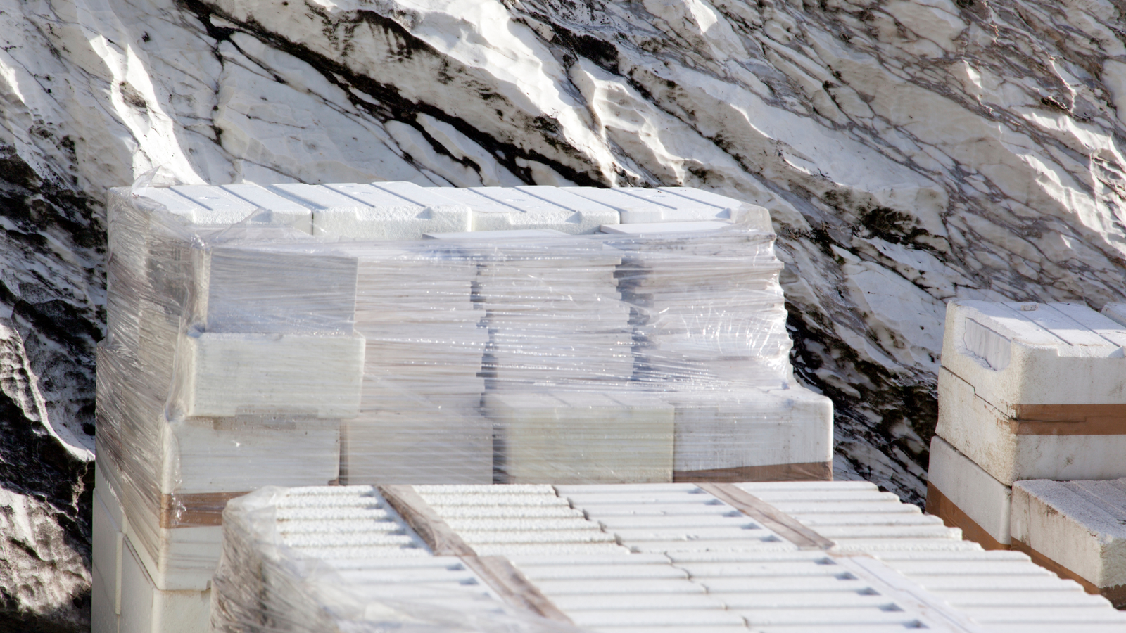 Imported Marble Manufacturers: Crafting Elegance from Across the Globe